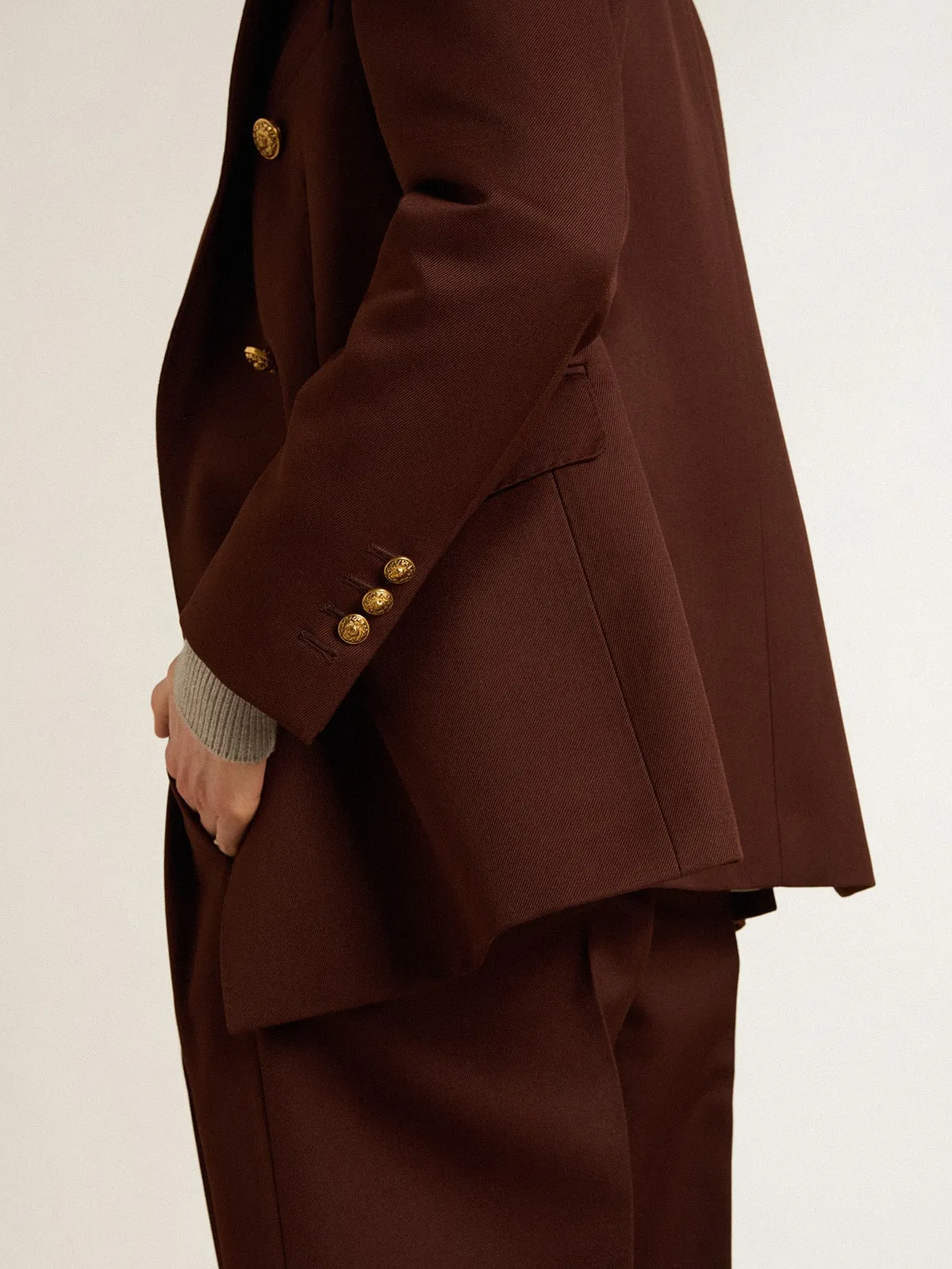 Blazer croisé femme en gabardine de laine couleur café | Golden Goose