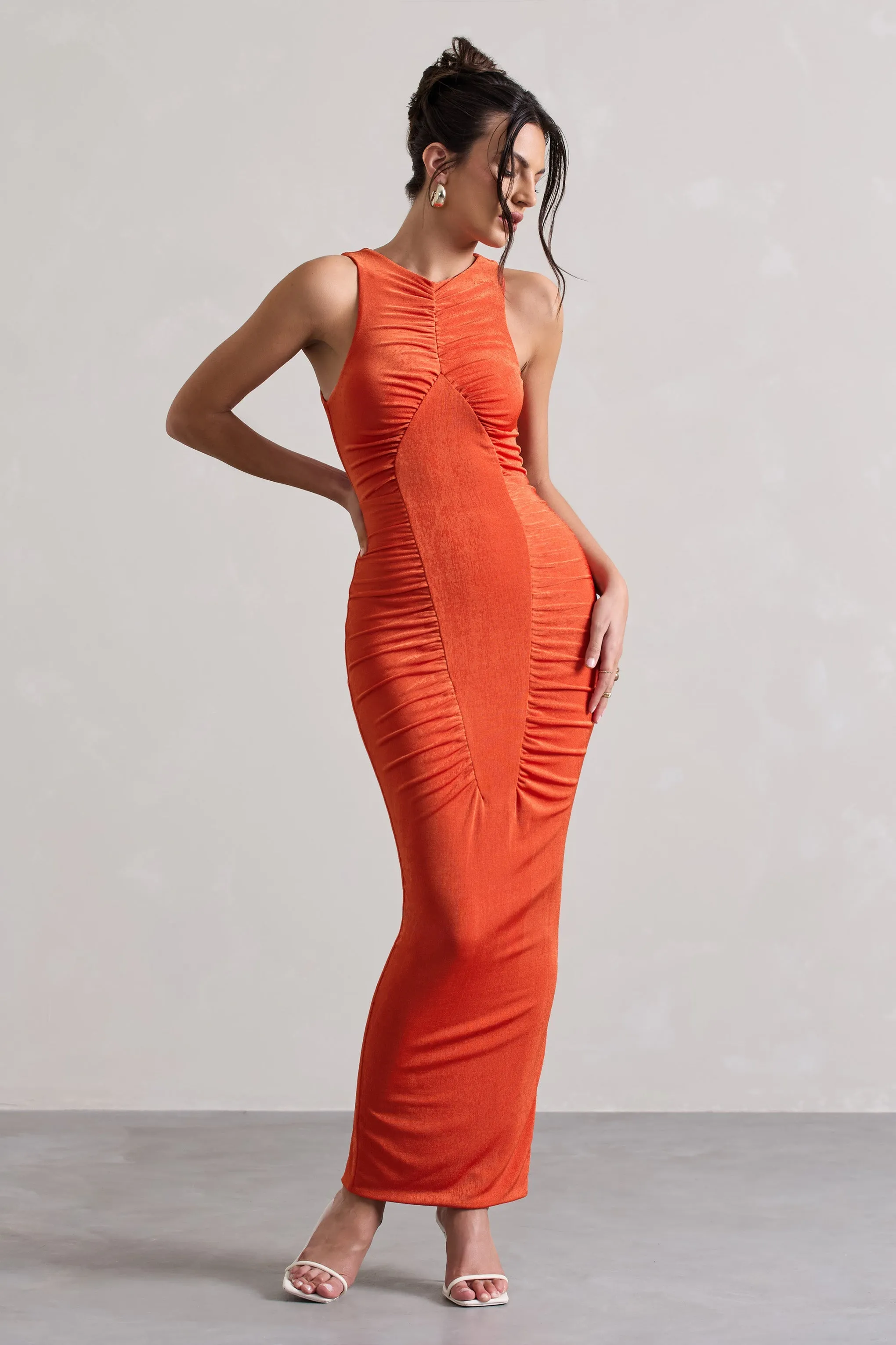 Bombshell | Robe longue froncée diamantée orange à encolure haute