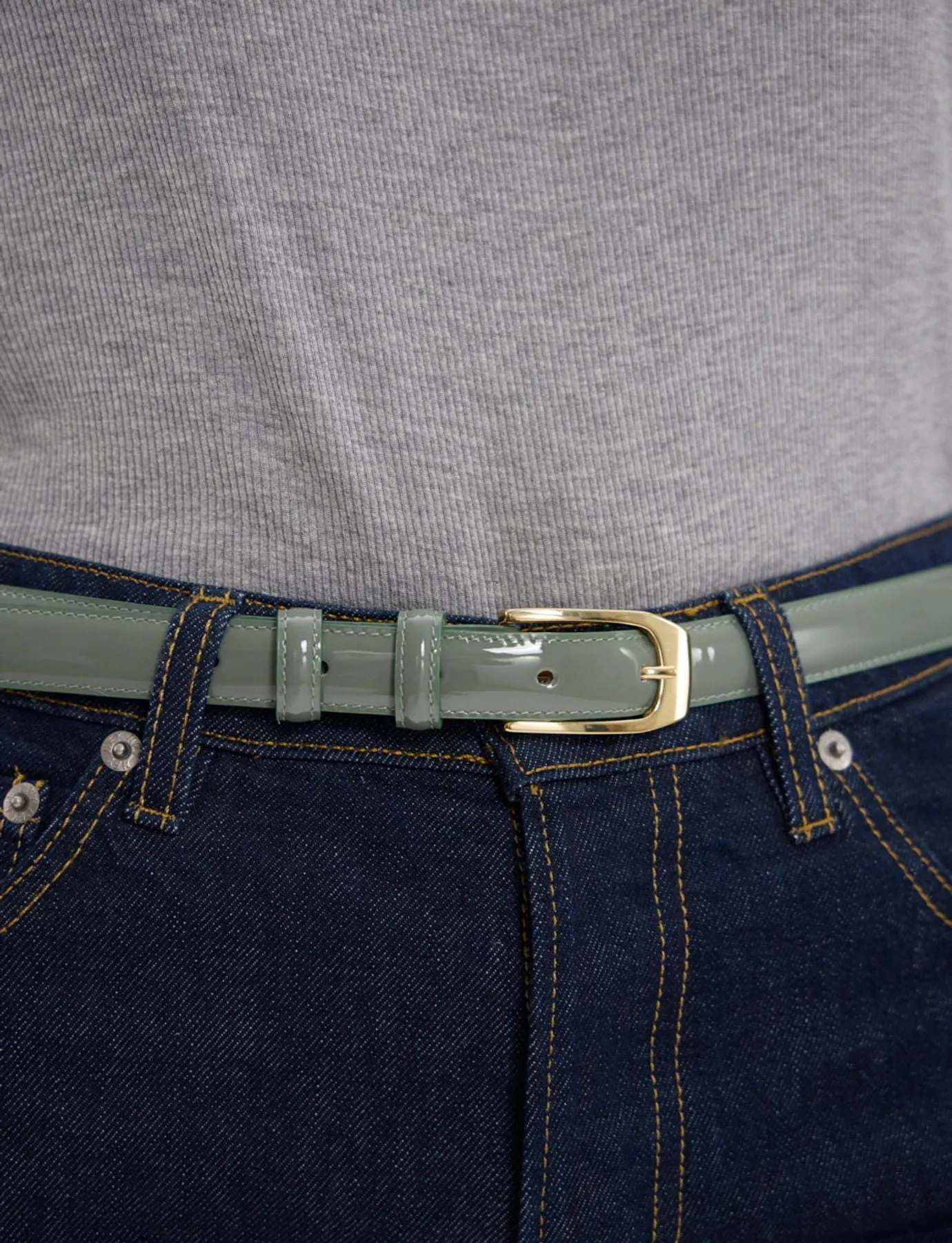 Ceinture Aurelia cuir vernis vert amande