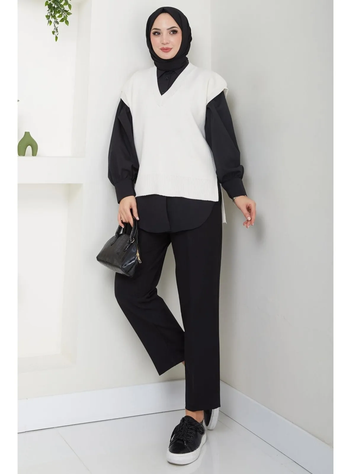 Ecru - Knit Cardigan