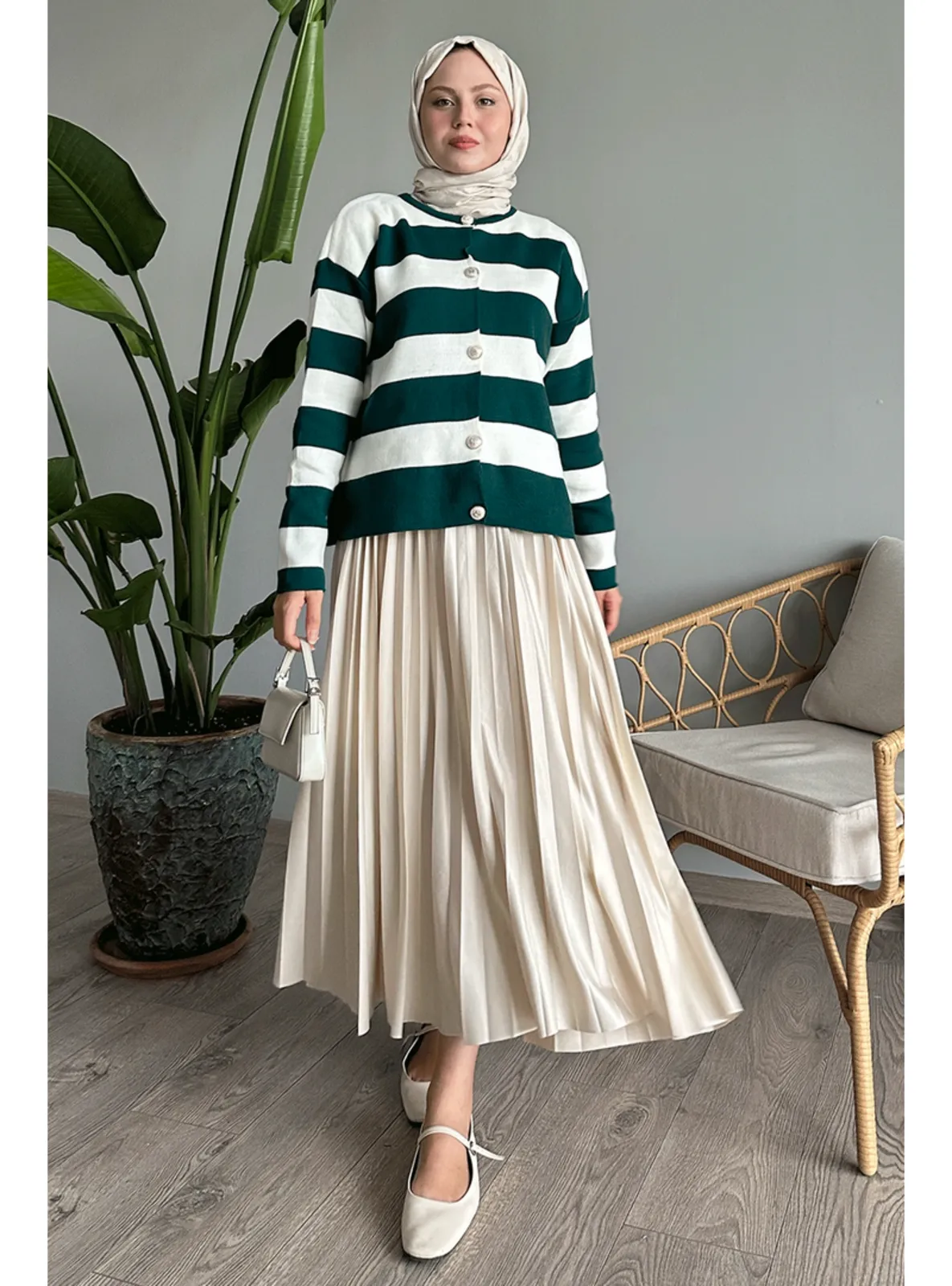 Emerald - Knit Cardigan