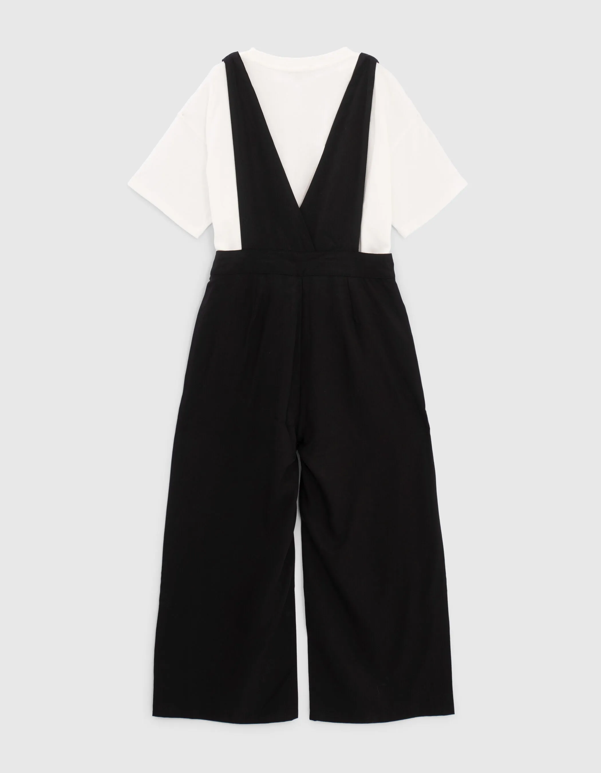 Ensemble salopette noire et T-shirt blanc fille