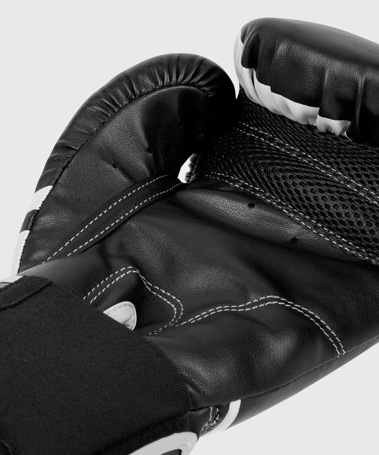 Gants de Boxe Venum Challenger 2.0 - Noir