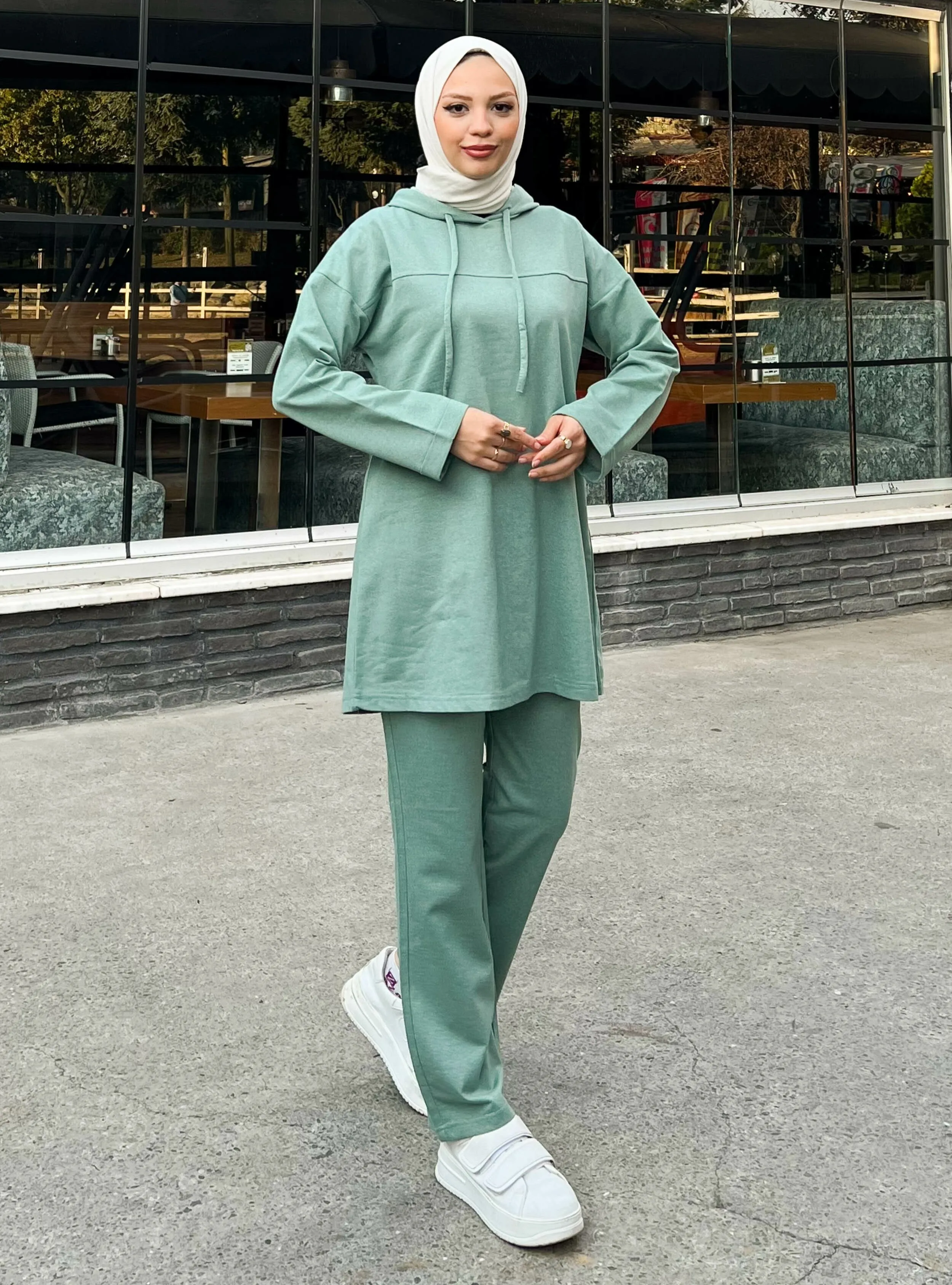 Green Almon - Hooded collar - Tracksuit Set