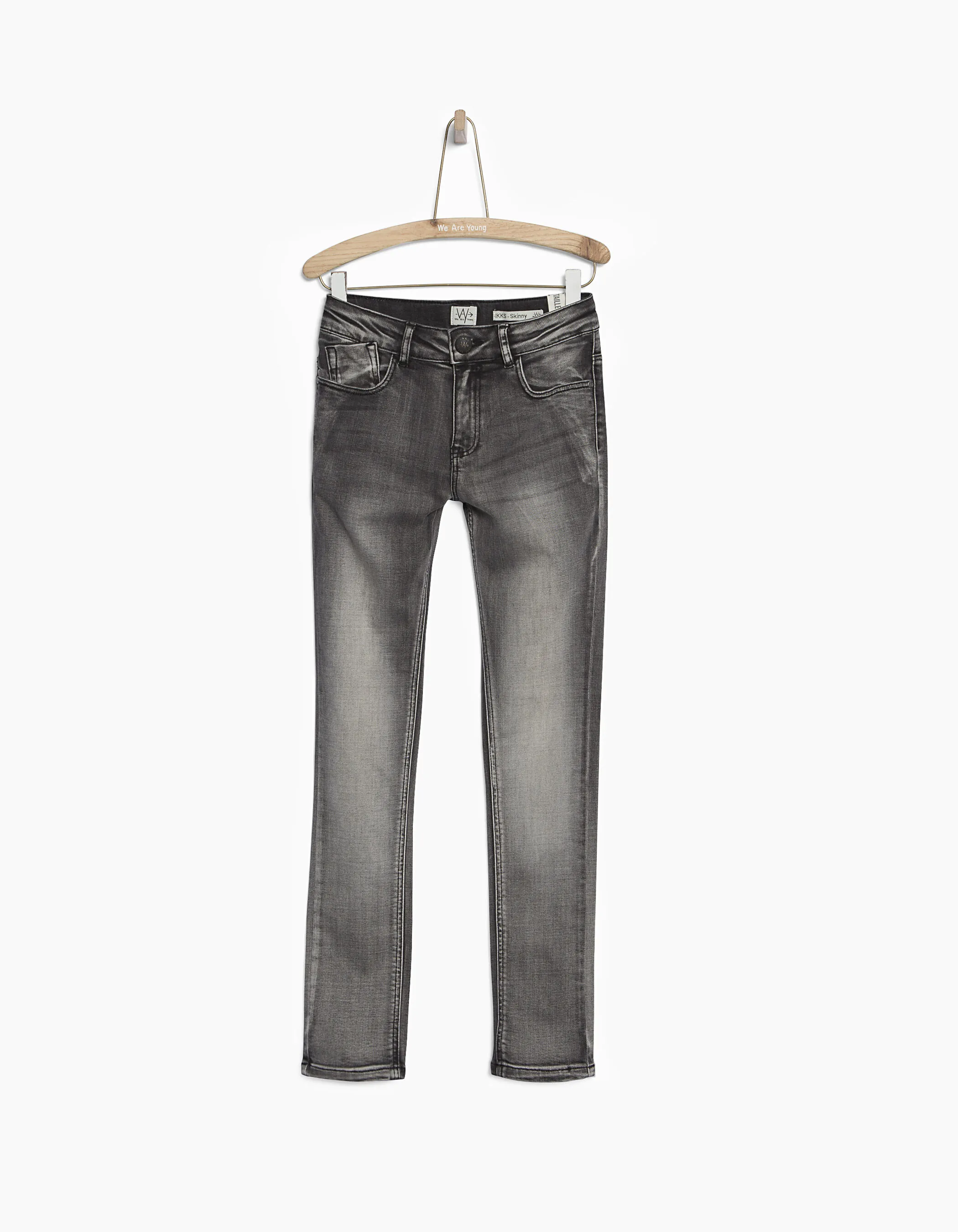 Jean skinny garçon noir
