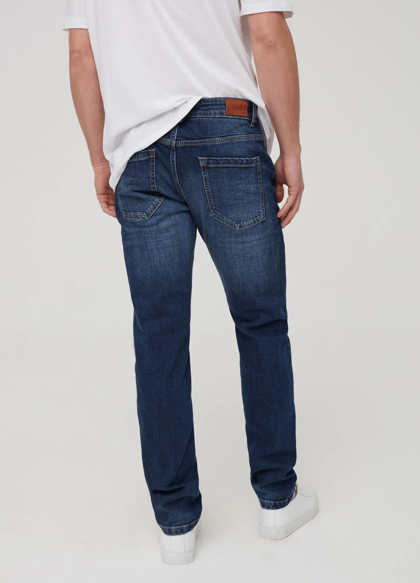 Jeans Homme | Slim-fit worn-effect jeans Lavage foncé | OVS