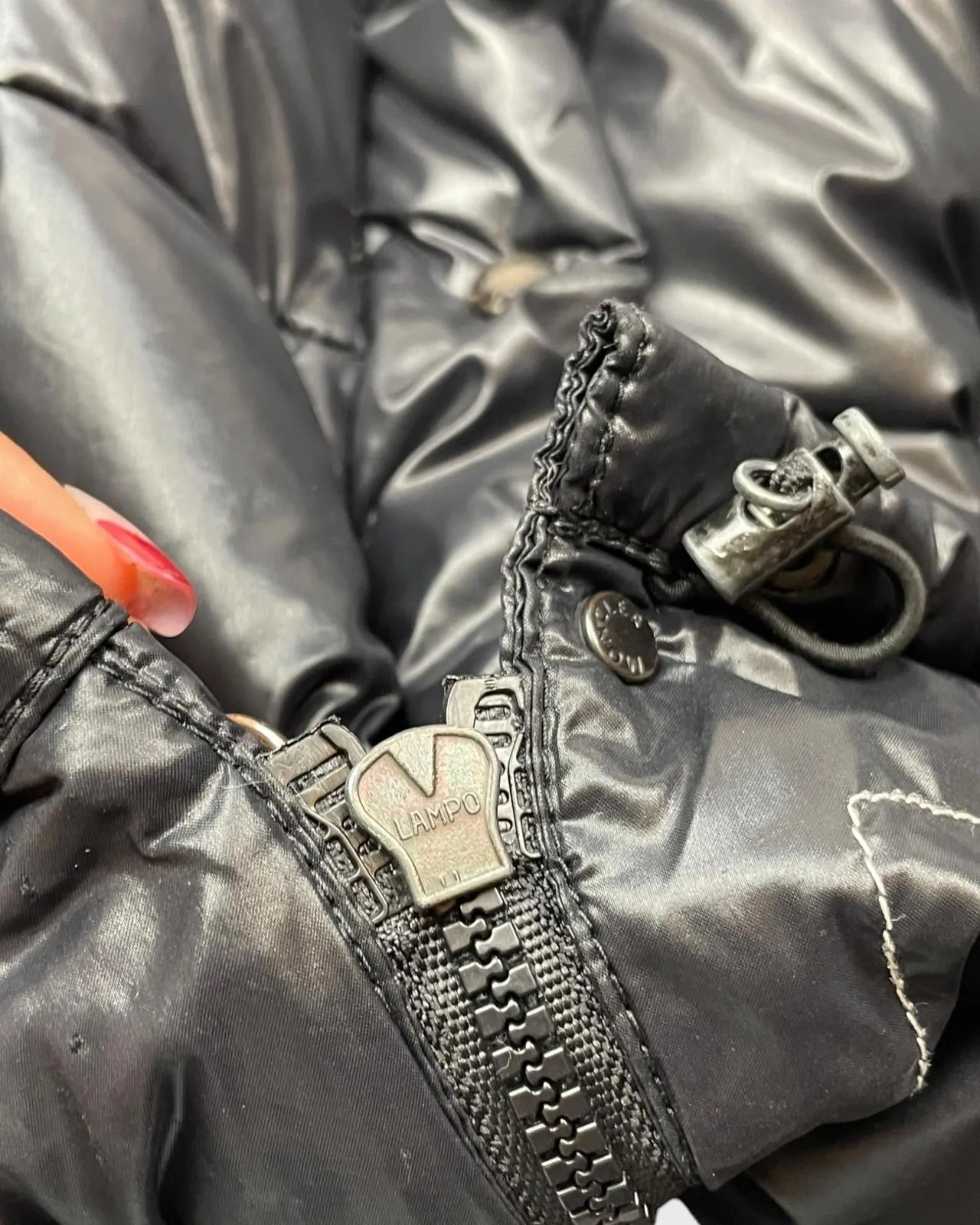 Moncler puffer jacket / doudoune