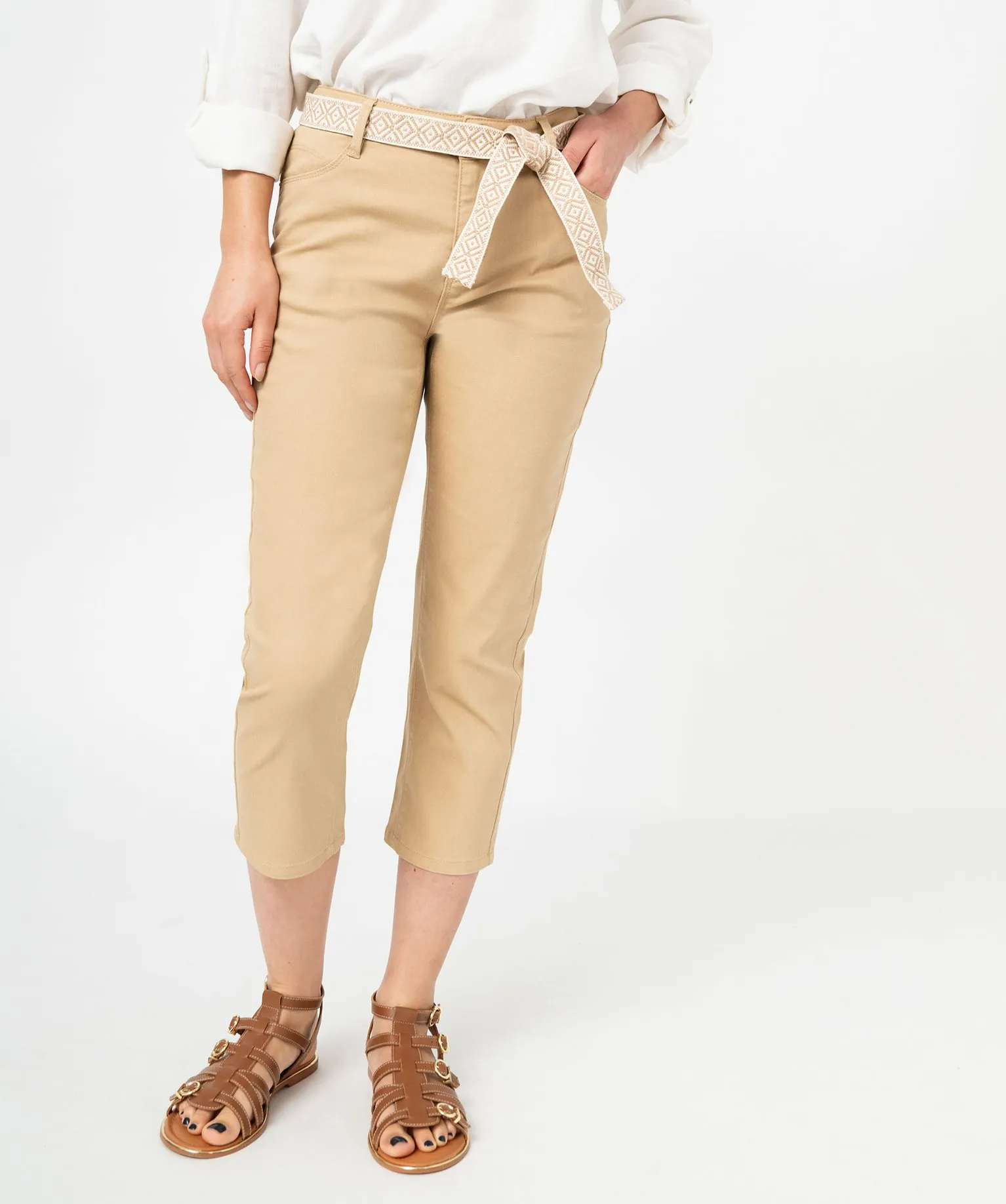 pantacourt slim taille haute en coton stretch avec ceinture a nouer femme beige pantacourts