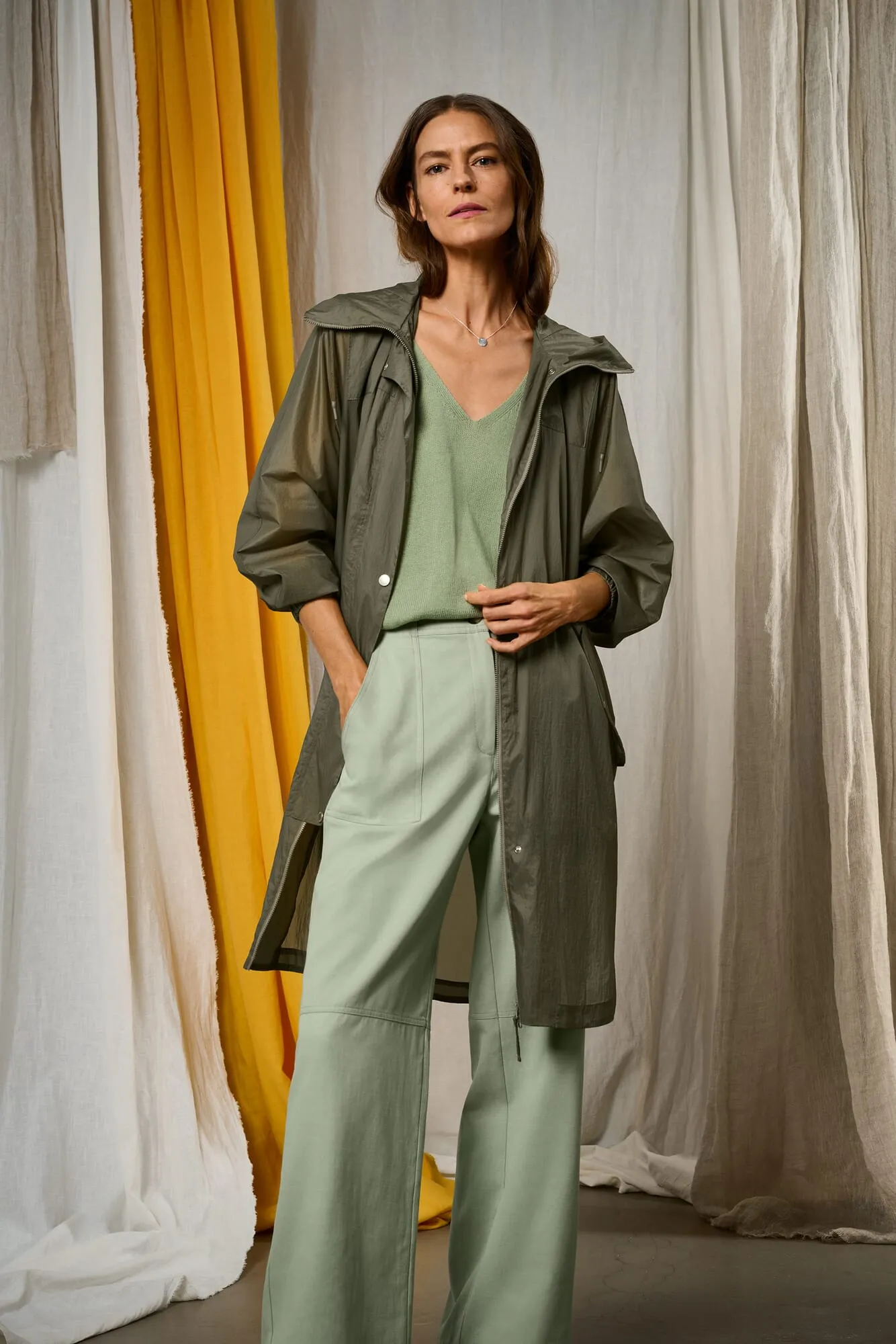 Parka coupe-vent pour femmes