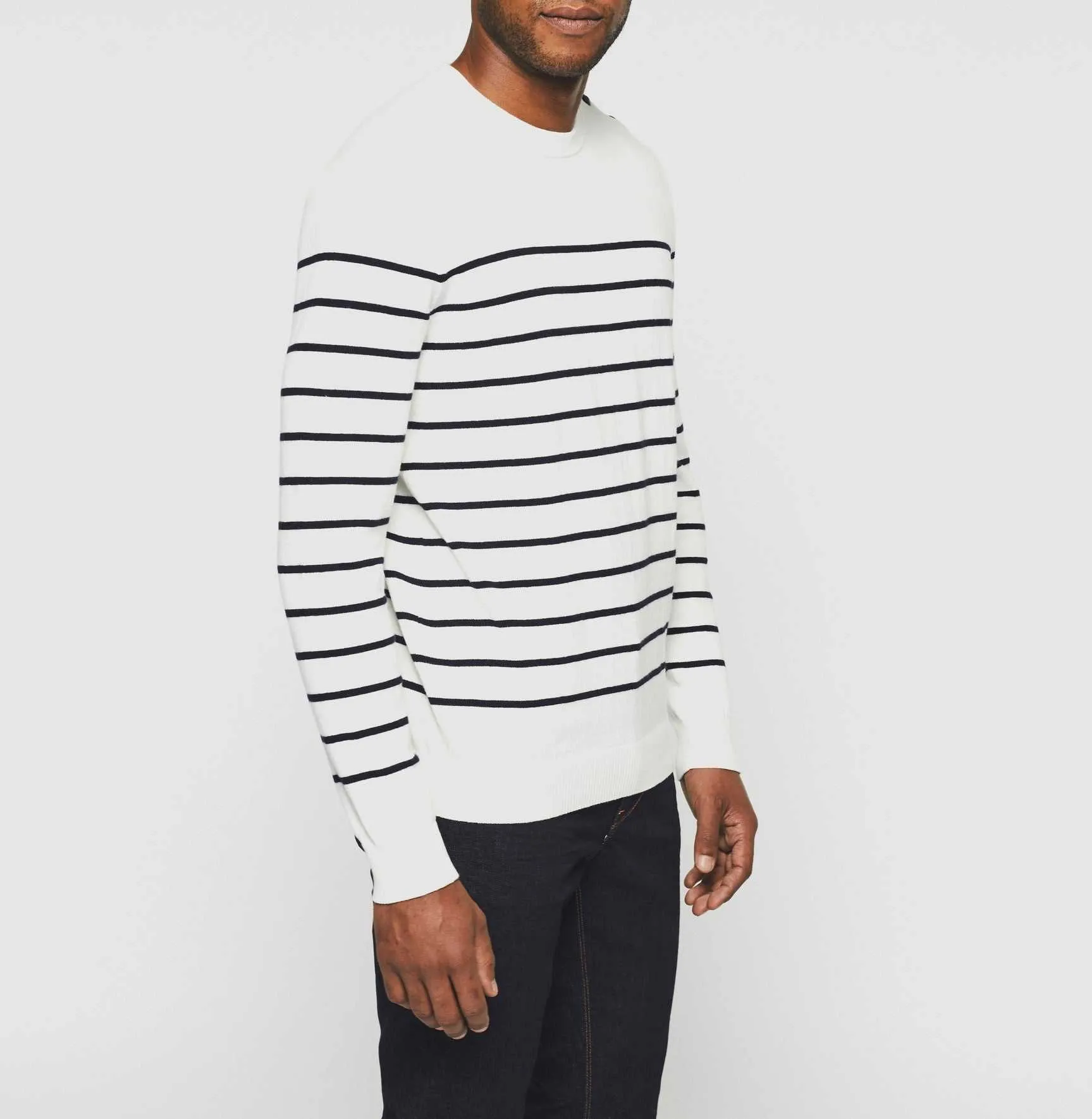 Pull col rond écru à rayures marine Daymon