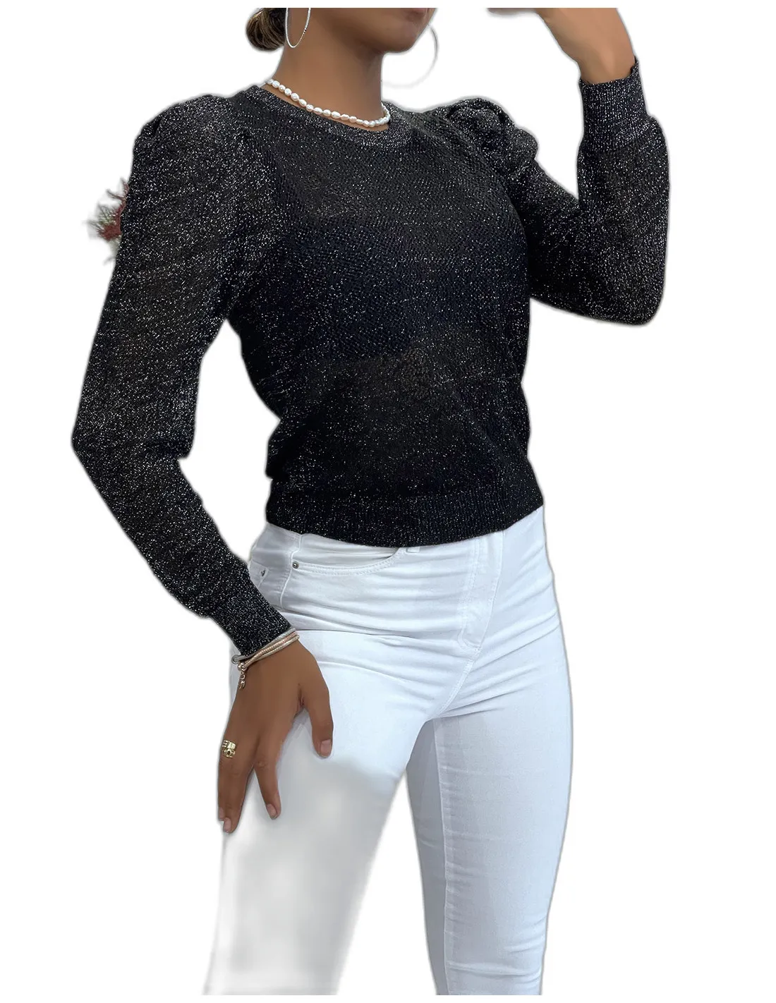 Pull jacquard noir fil doré