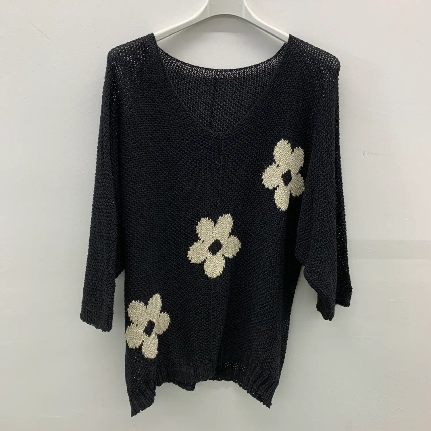 Pull motif floral