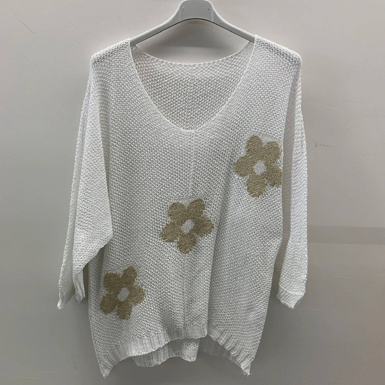 Pull motif floral