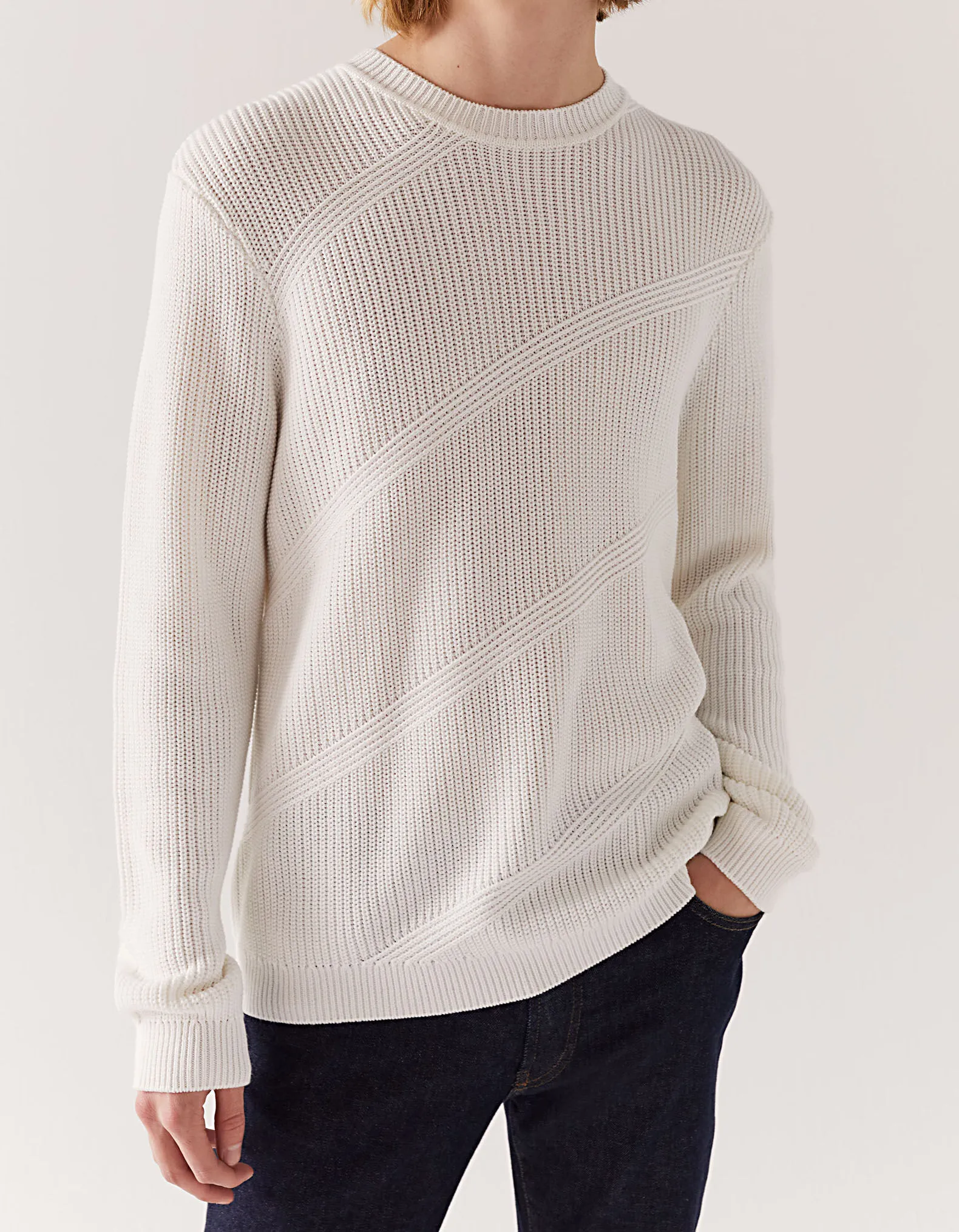 Pull off white tricot à relief Homme