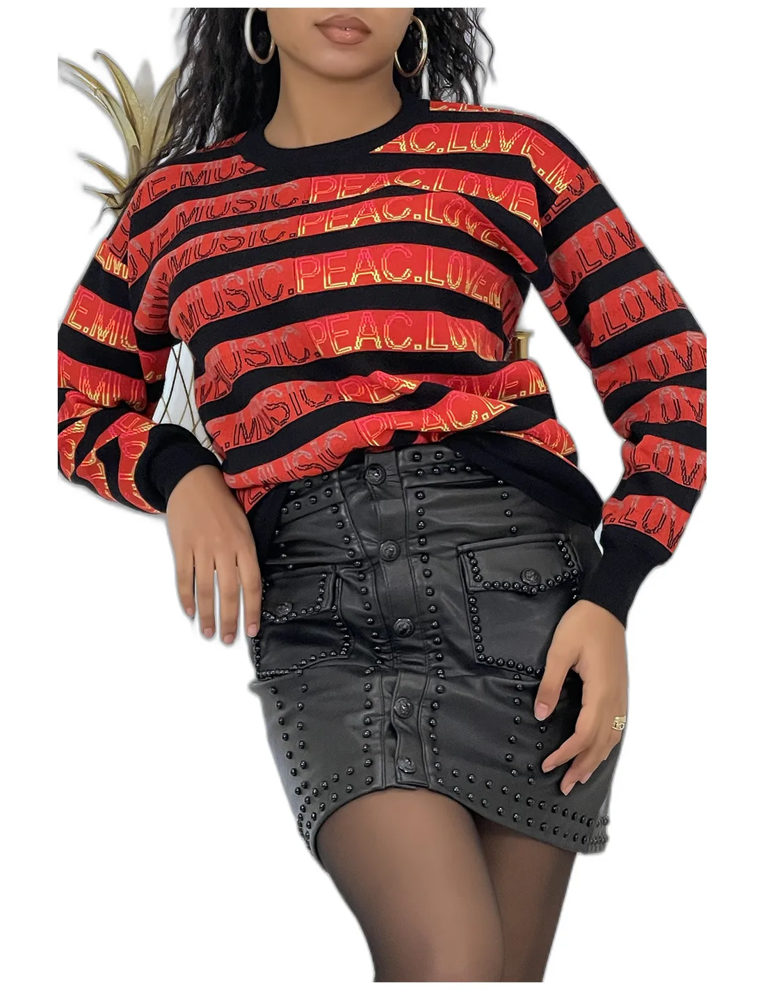 Pull rouge à rayures et écritures Music Peach Love col rond et manches longues