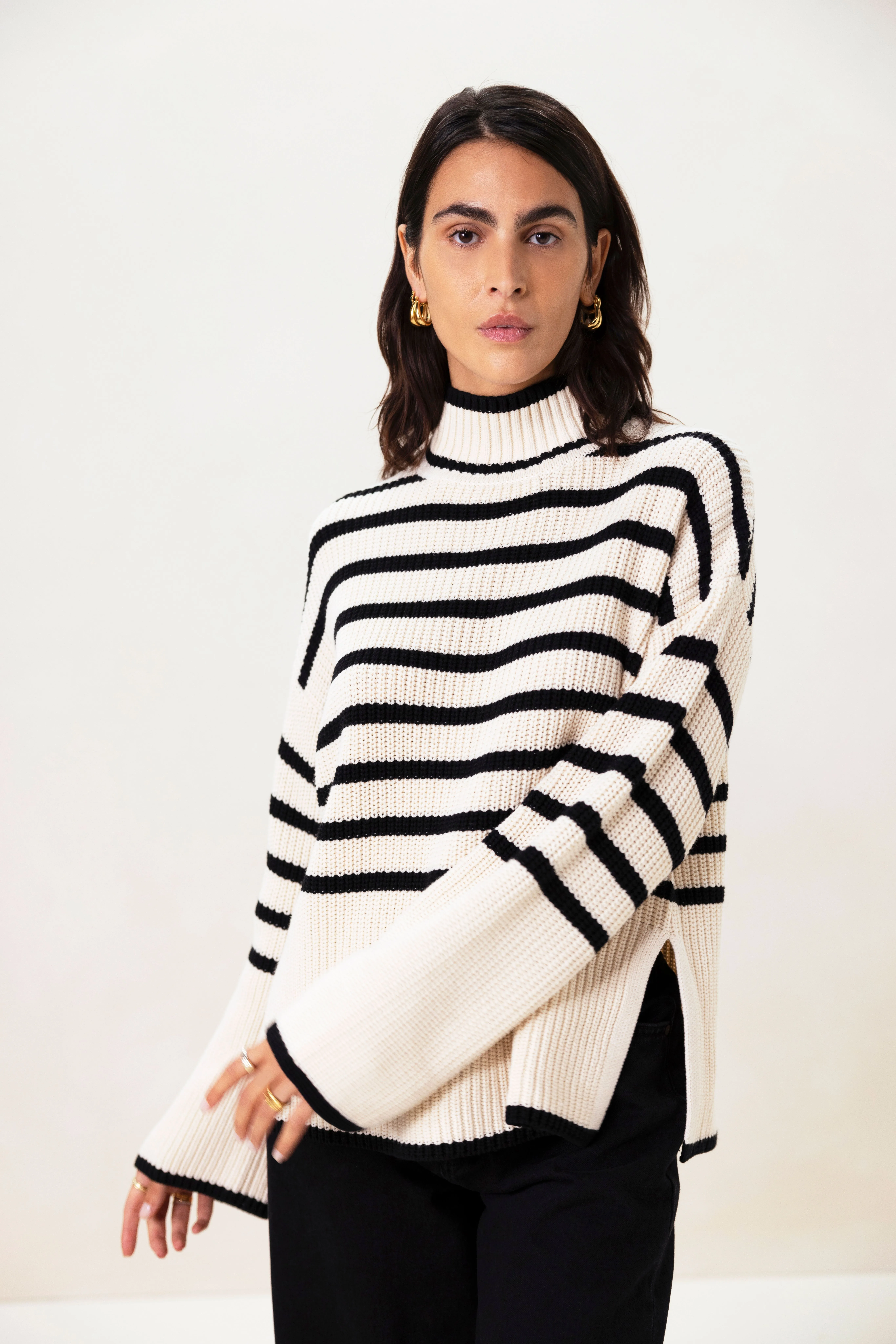 Pull surdimensionné à rayures - beige