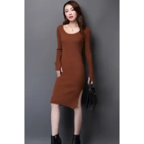 Robe hiver moulante manches longues avec fente côté
