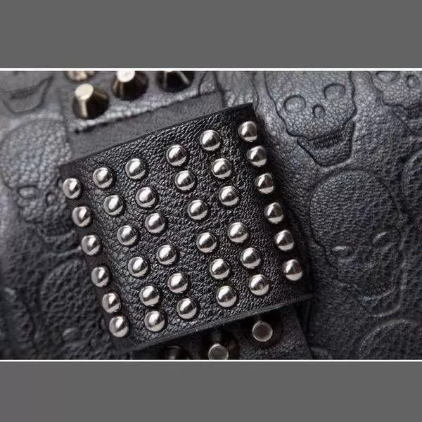 Sac à main tête de mort clouté