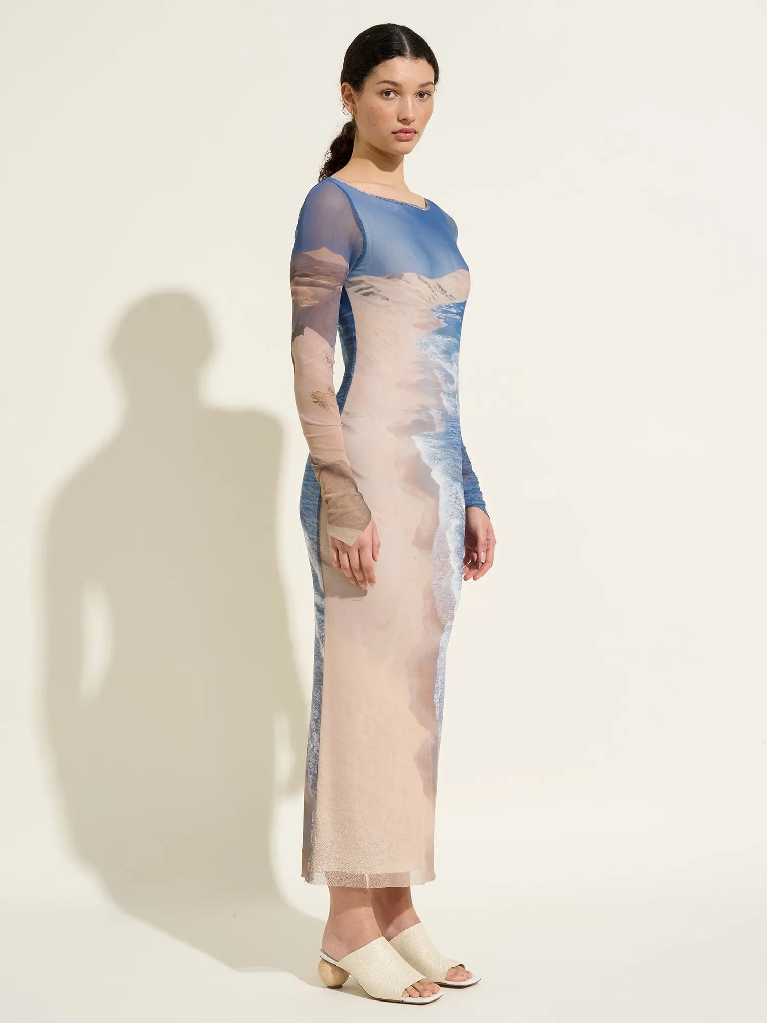SARTENE - Robe longue tube manches longues en tulle Oeko-Tex imprimé Pelican Bay