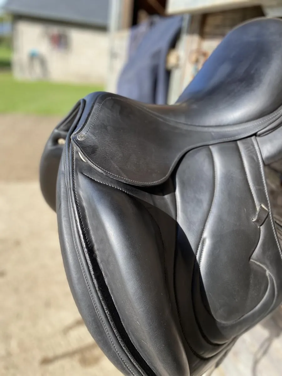 Selle de dressage Antares candence