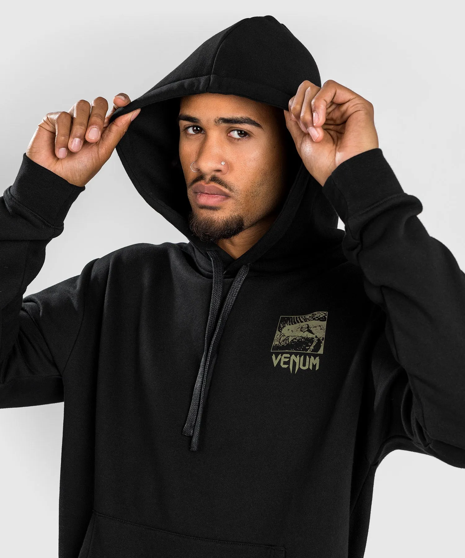 Sweatshirt à Capuche Venum Fangs - Coupe Droite - Noir