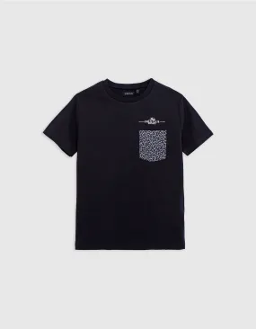 T-shirt noir poche poitrine imprimée garçon