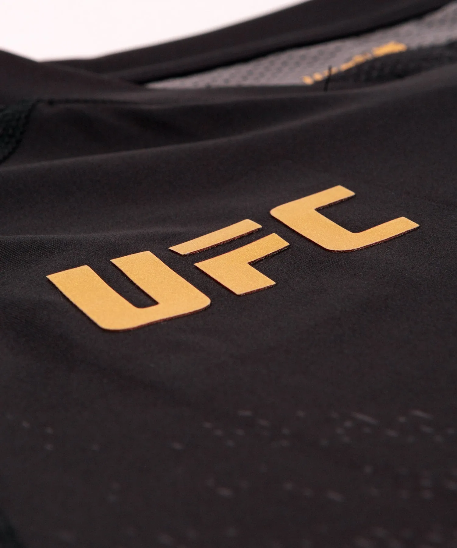 T-shirt Technique Homme Fighters UFC Venum Authentic Fight Night - Champion