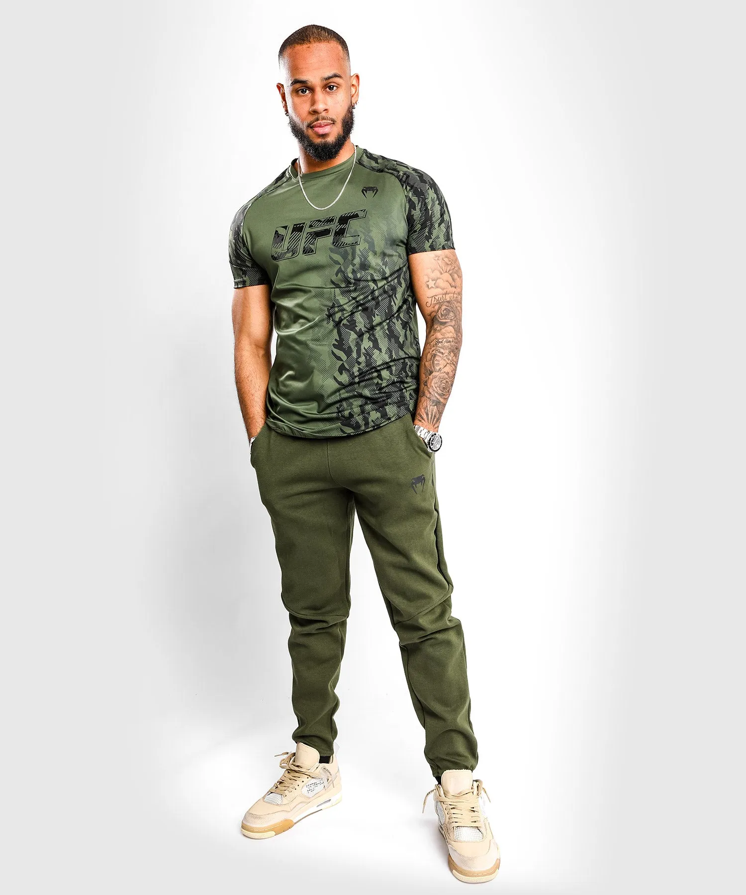 T-shirt Technique Manches Courtes Homme UFC Venum Authentic Fight Week - Kaki