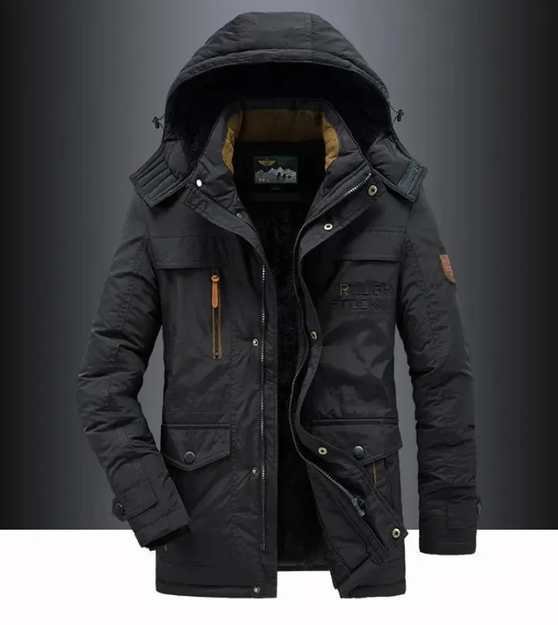 Veste d'hiver parka pour hommes avec capuche en fourrure et beaucoup d