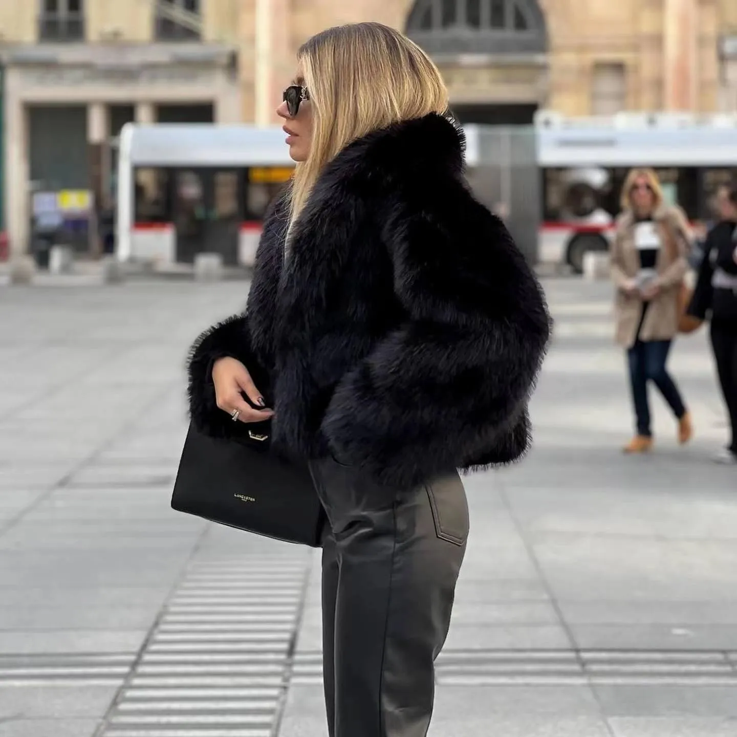 Veste en fausse fourrure Élégante